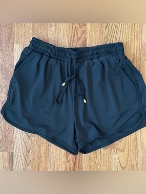 “After Dark” Black Drawstring Everyday Shorts. Size Small. 🖤